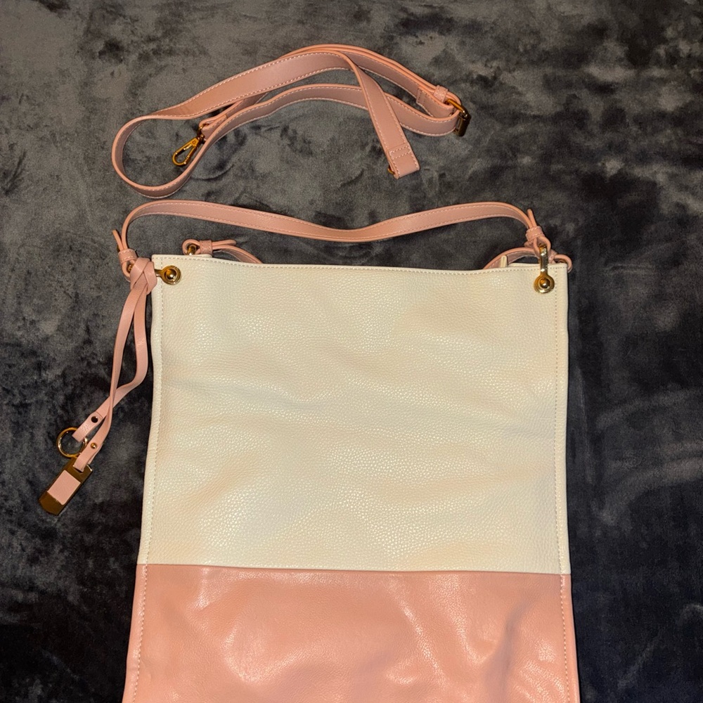 Chic Two-Tone Shoulder Bag in Pink and White